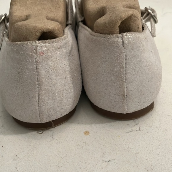 Vince  Camuto slippers - Picture 3 of 8